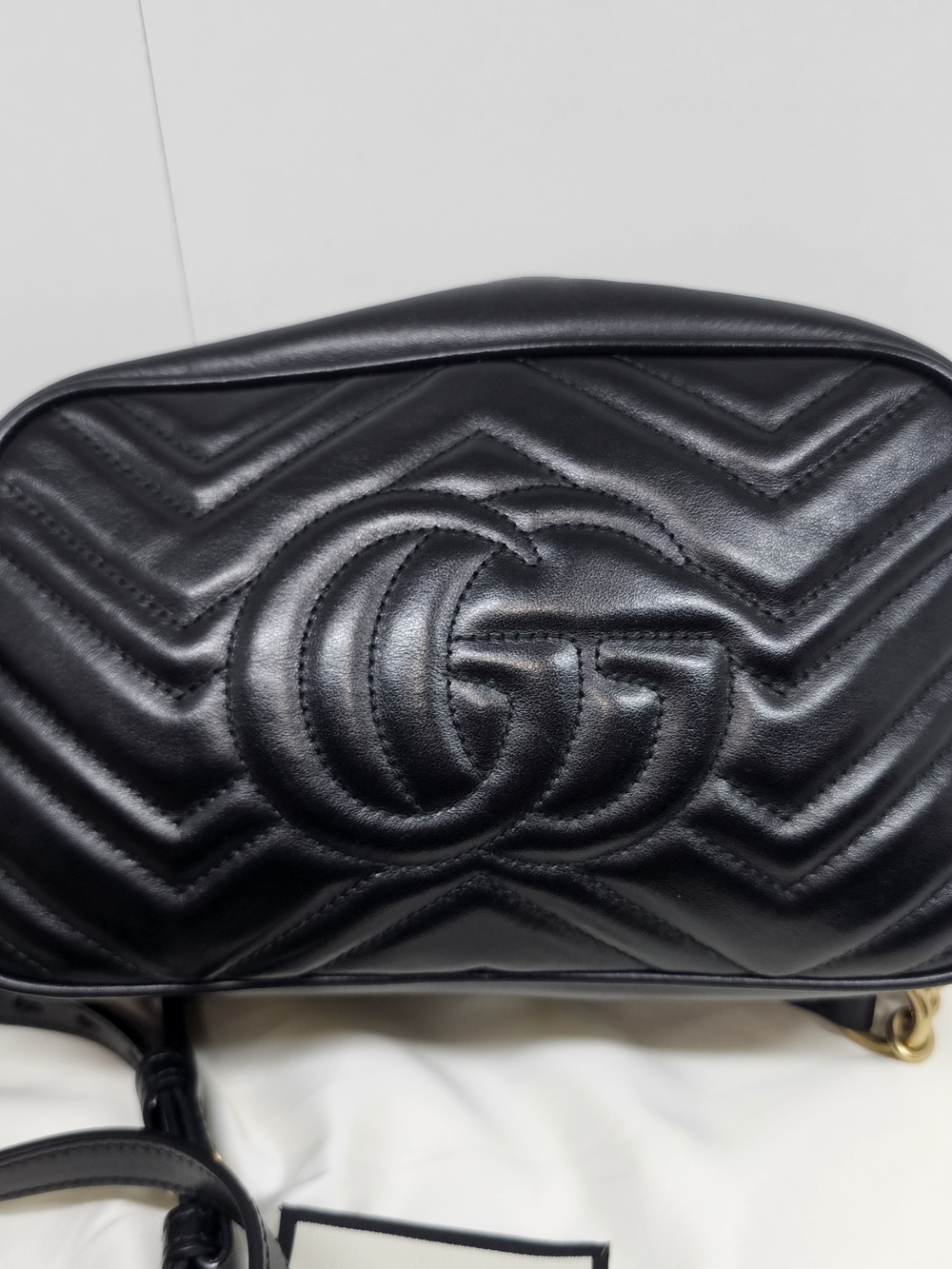 Gucci Marmont Chevron Leather Camera Bag - Black - Picture 7 of 11